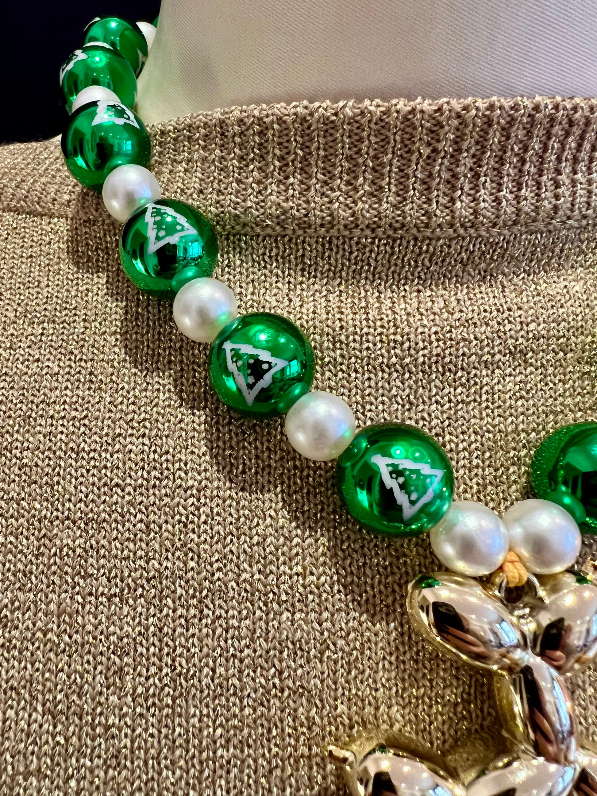 Be Kooky Festive Holiday Neckband