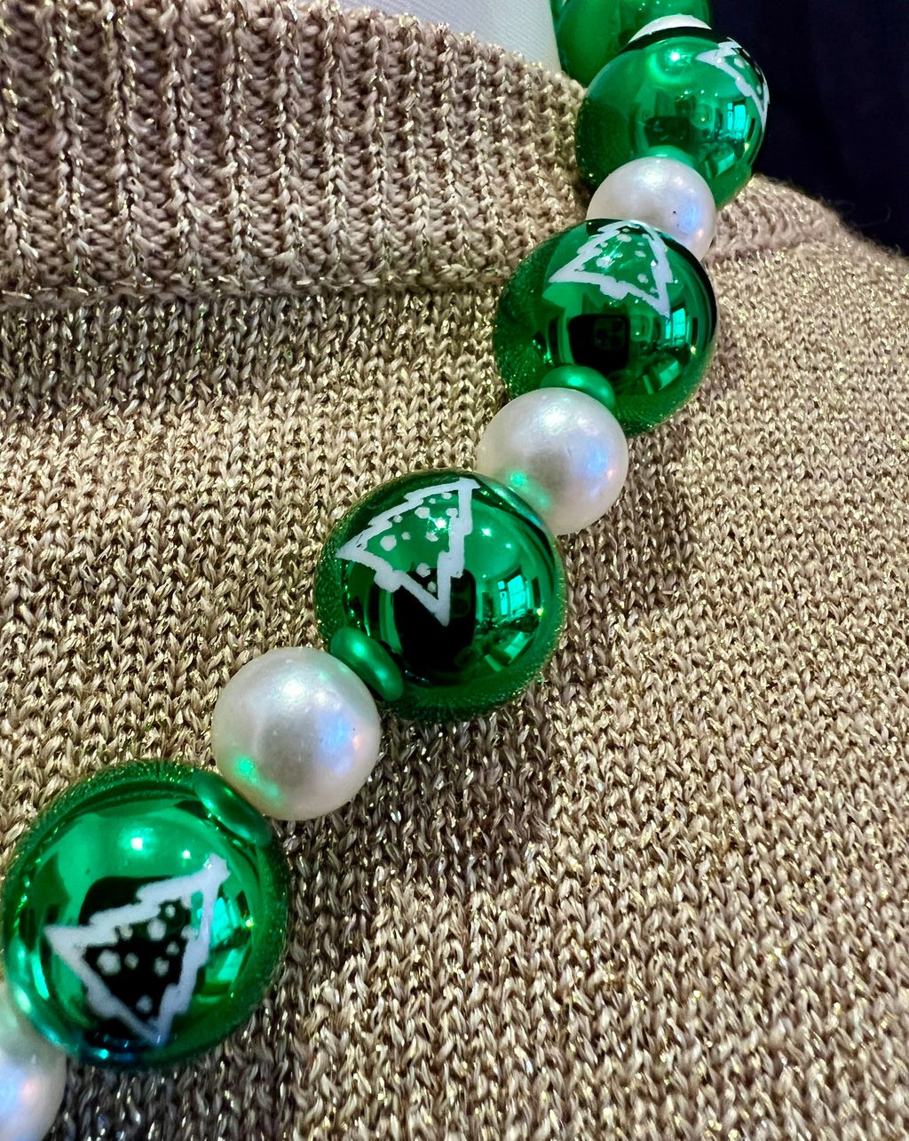 Be Kooky Festive Holiday Neckband